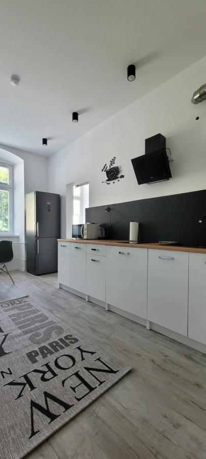 Apartament Citystation Wałbrzych Exteriör bild